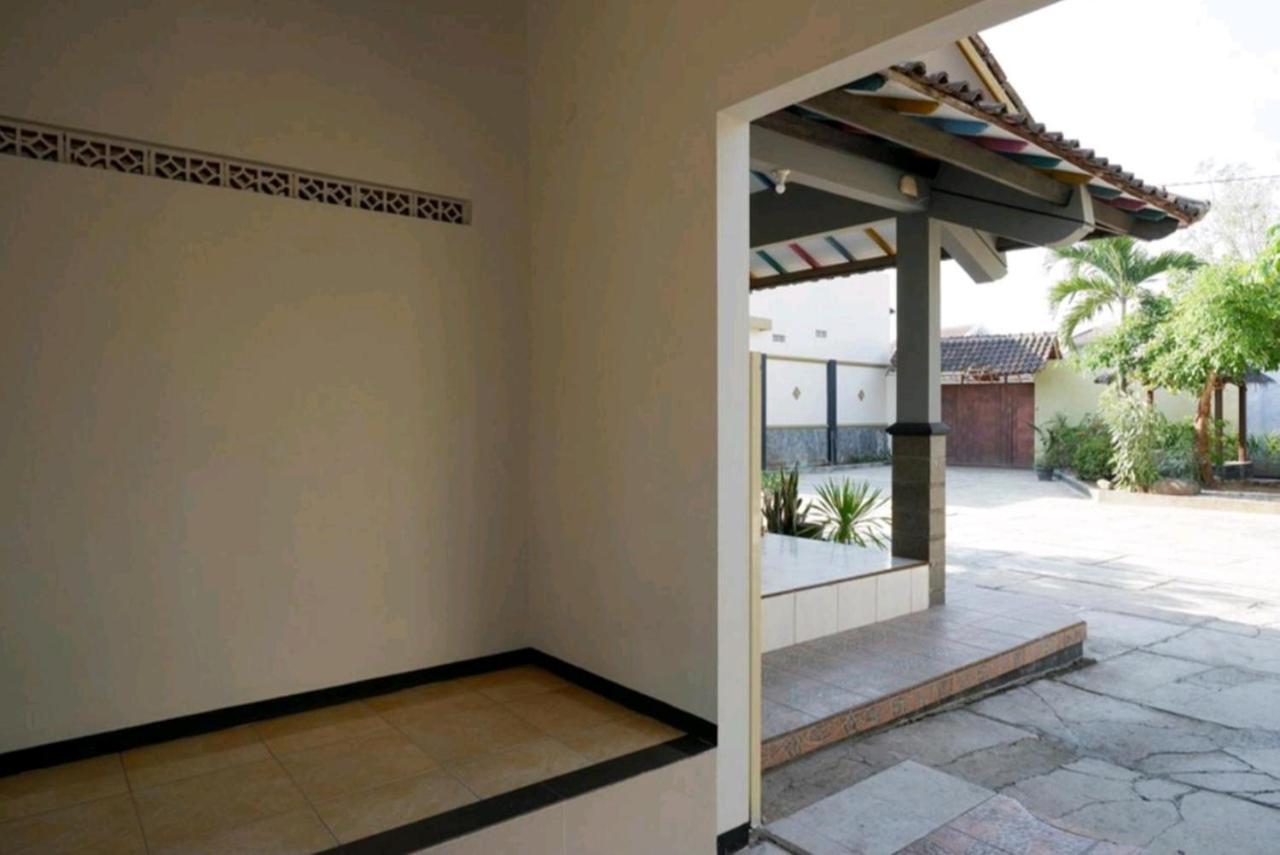 Villetta House Syariah Kudus Exterior foto